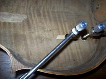 a háton lévő törés ragasztása a háton lévő törés ragasztása