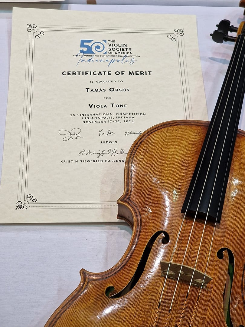 a helyezett hangszer